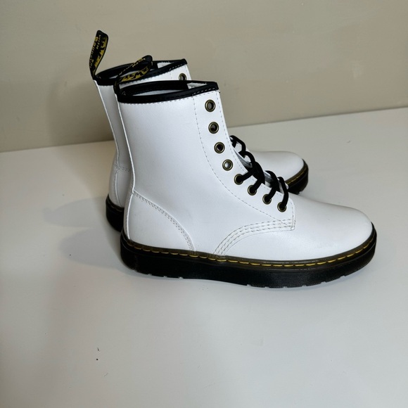 Dr. Martens Zavala 8-Eyelet Combat Boot, NWOT size 7 - Picture 7 of 10